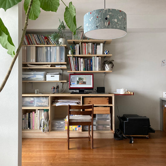 作家の深堀コラム｜北海道の模様作家、岡理恵子